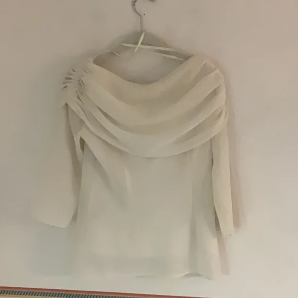 Sale! JBS Ltd. Off Shoulder Blouse w/Flower Detail, Size S, Cream - Picture 2 of 8